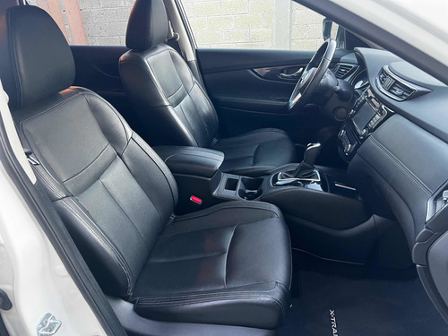Nissan X-Trail 2.0 Exclusiv 2 Row Hybrid