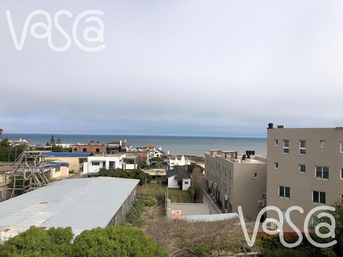Local - La Barra