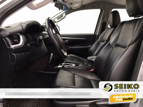 Imagem 9 de 15 de Toyota Hilux Hilux Sw4 Sr 4x2 2.7 Flex 16v Aut. 2016/201...
