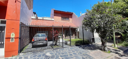 Venta De Casa Tipo Chalet De 4 Amb En Valentin Alsina Lanus Oeste 