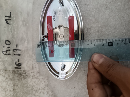 Emblema Delantero De Kia Rio 2016-2017 (Usado)