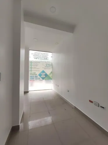 Local En Arriendo En Govika. Cod A25851
