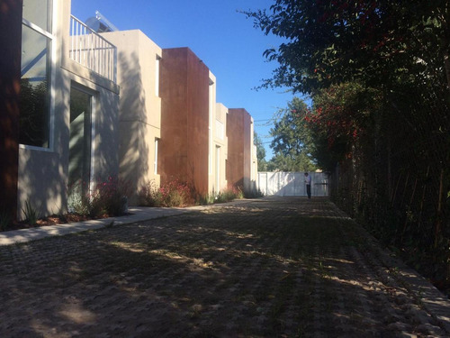Dúplex (casa) En Venta En City Bell | 476 E/31bis Y 132 (dúplex 4)