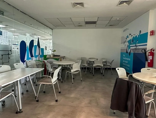 677 M2 Oficina Habilitada Y Amoblada, Arriendo El Golf