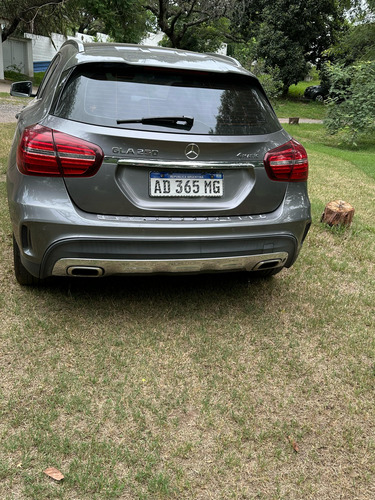 Mercedes Benz Gla 250 4 Matic Amg