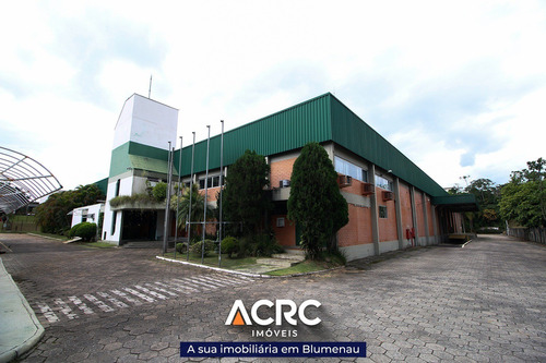 Acrc Imóveis - Galpão Com Linda Área Externa E Ar Central Para Locação No Bairro Itoupavazinha - Gl00209 - 69266426