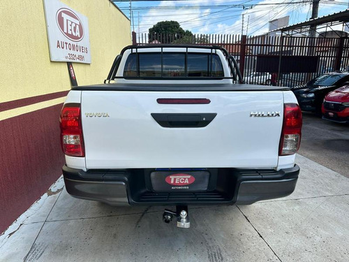 Toyota Hilux 2.8 Std 4x4 Cd