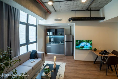 Departamento En Renta En Miguel Hidalgo, Ampliación Granada Jl 25-2645.