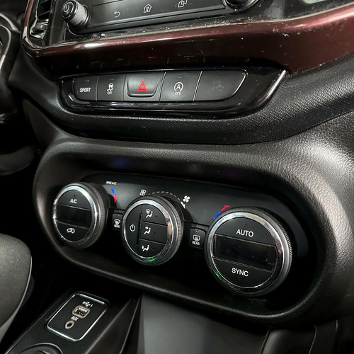 Fiat Toro Freedom At6