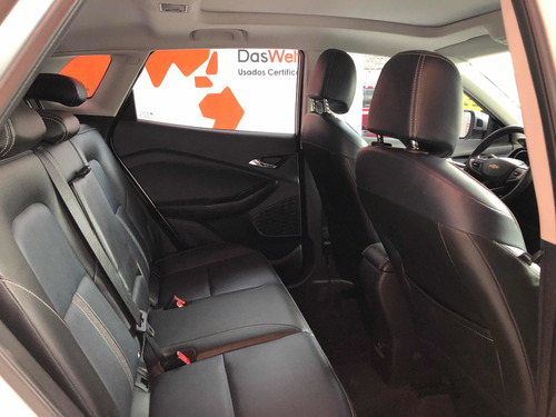 Imagen 13 de 15 de Chevrolet Tracker Paquete D 2021 Plata