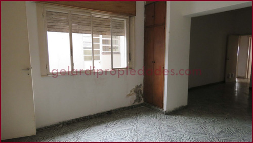 Imagen 16 de 23 de Casa Interna Venta Dos Dormitorios Macrocentro Bahia Blanca