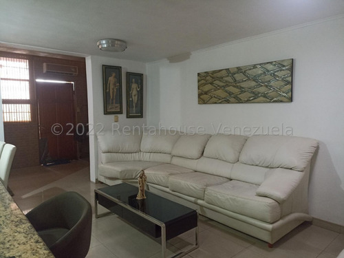 Imagen 4 de 14 de Townhouse En Alquilerla Romana-maracay #22-28608 Km.