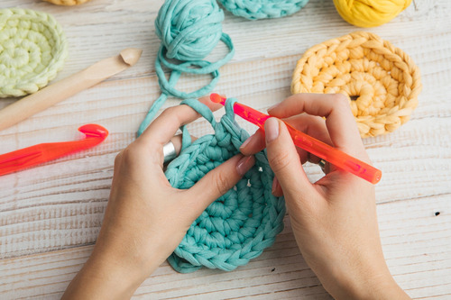 Estuche Con 10 Agujas Crochet Almendra Numeración Surtida Surtidas