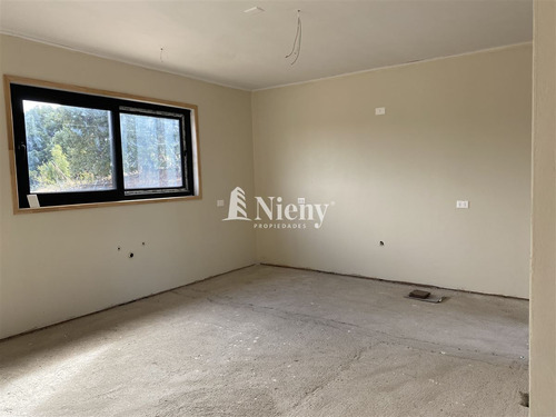 Casa En Venta De 4 Dorm. En Quintero