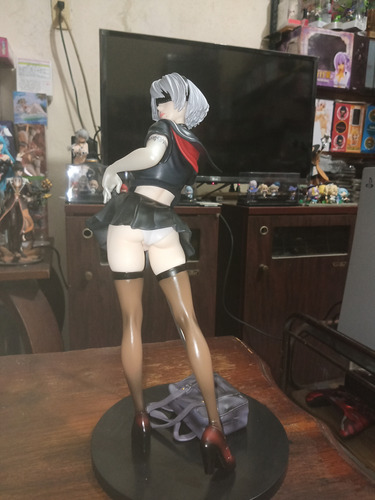 Figura 2b Nier Autómata School