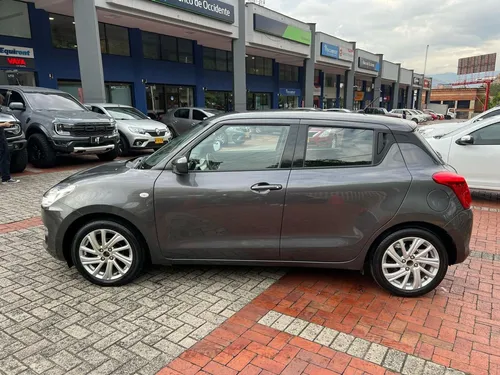 Suzuki Swift Híbrido 2022