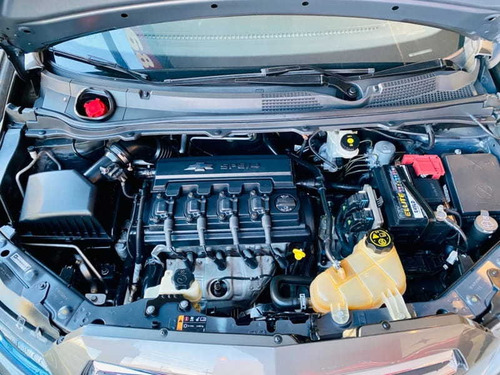 Imagem 15 de 15 de Chevrolet Onix Ltz 1.4 Mpfi 8v 4p Aut. 2015