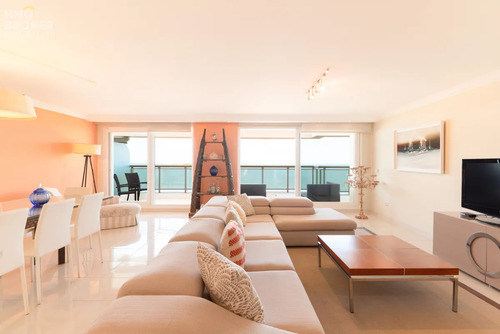 Edificio Le Jardin Punta Del Este, Planta Especial En Venta.