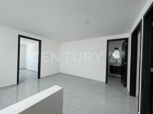 Casa En Venta En Frac Santo Tomás, Tlaxcalancingo San Andrés Cholula, Puebla