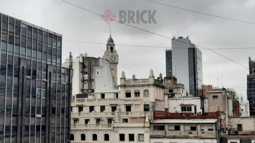 Oficina 10 Ambientes (dividida En 2 C/entr Indep) En Mitre Al 600 - 250 M2 - Centro