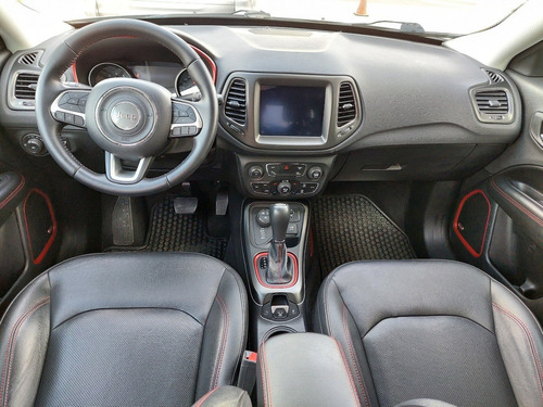 Imagen 9 de 10 de Jeep Compass Trailhawk 2018 Gris