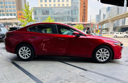 Mazda Mazda 3 2.0 I Sedan Mt