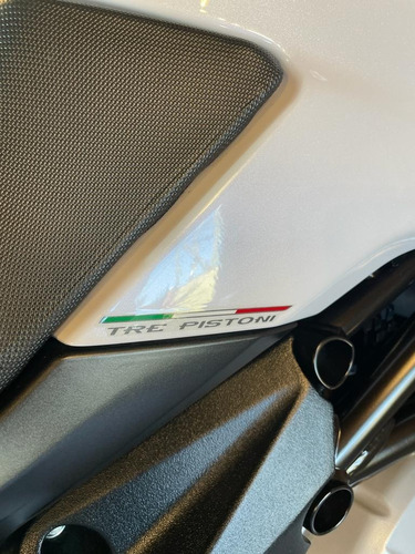 Imagen 12 de 16 de Mv Agusta Brutale 675