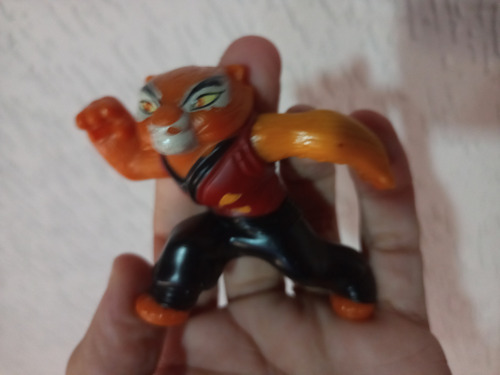 4 Bonecos+2 Brinquedos Kung Fu Panda Na Condição Das Fotos (Usado)