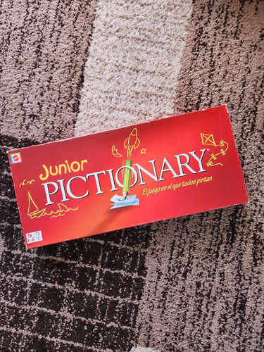 Juego De Mesa Pictionary (Usado)