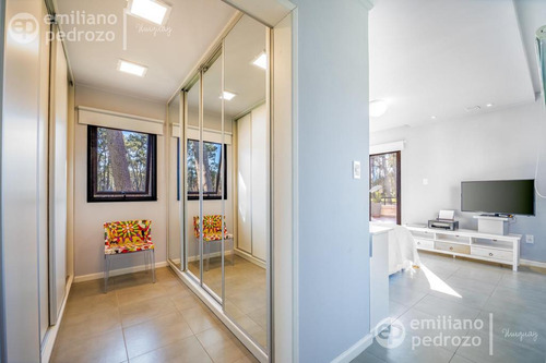 Venta Casa 3 Dormitorios Barrio Privado Parque Pinares, Punta Del Este