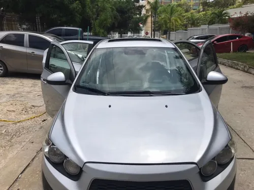 Chevrolet Sonic 1.6 Lt 4 p