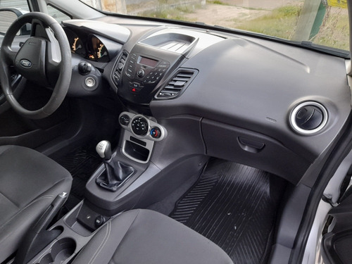 Ford Fiesta Kinetic Design 1.6 S 120cv 2016 C/gnc