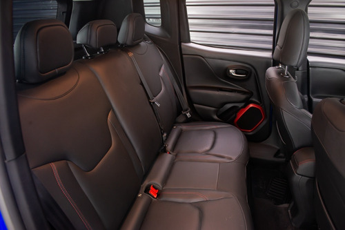 Imagem 10 de 11 de 2018 Jeep Renegade Trailhawk Diesel
