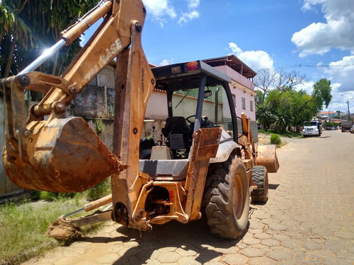 Retroescavadeira Case 580m 4x4 2008
