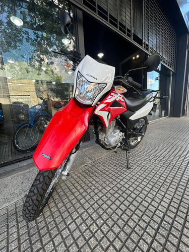 Honda Xr 150l Año 2023 1800 Km ¡oportunidad Unica! En Cycles