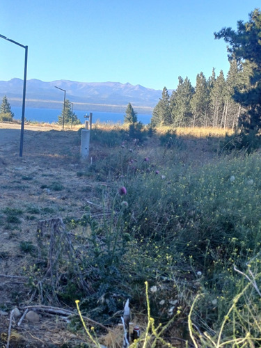 Terreno Con Vista Al Lago Nahuel Huapi En Barrio Privado Solares Del Este