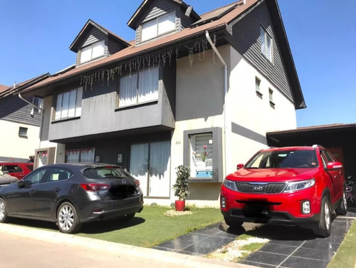 Casa En Condominio Los Canelos De Maipu