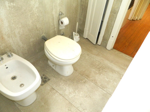 Imagen 13 de 17 de Encantador Semipiso De 3 Ambientes En Edifcio De Estilo