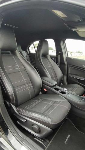 Imagem 8 de 14 de Mercedes-benz Classe A 2015 1.6 Urban Turbo 5p