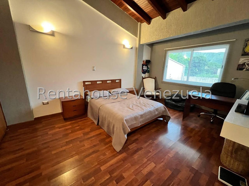 Casa En Venta En Cantarrana Maracay 25-7444 Irrr