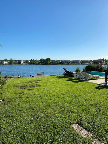 Casa En Venta En Santa Teresa, Villanueva, Tigre