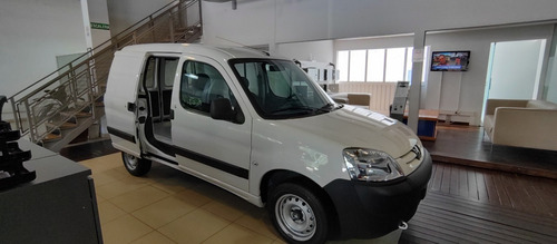 Imagen 25 de 25 de Peugeot Partner Furgon 1.6 Nafta Az