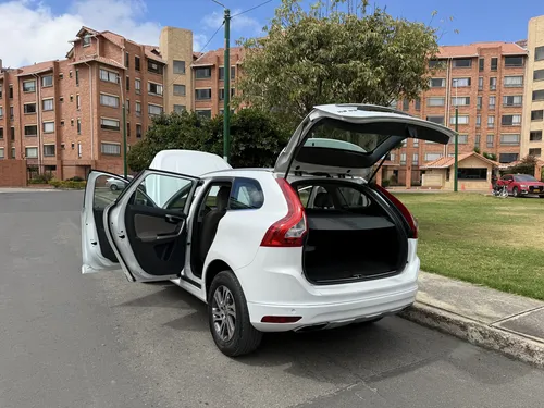 Volvo XC60 2.0 T5