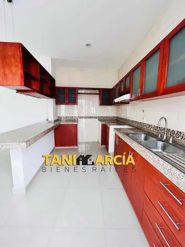 Vendo Casa De Una Planta En Privado Con Alberca En Fortín