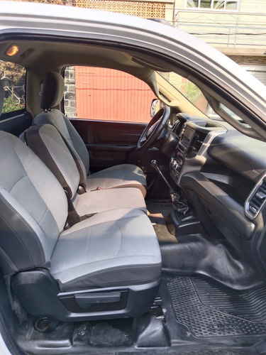 RAM 4000 5.7 Chasis Cabina Pl 4x2 Mt