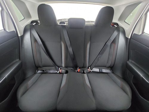 Volkswagen Polo 1.0 MPI MANUAL