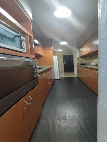 Imagen 5 de 12 de Apartamento Remodelado, Av. Romulo Gallegos, El Marques Norte, Municipio Sucre