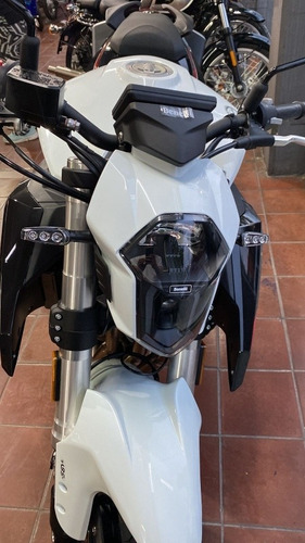Imagen 4 de 20 de Benelli Tnt 600i