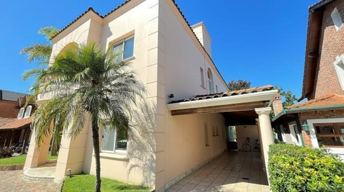 Dueño Vende Casa Barrio Cerrado Camino Real, San Isidro, Bue