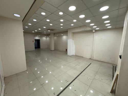 Local De 194m2 Los Andes Remodelado A Pasos De Plaza Armas